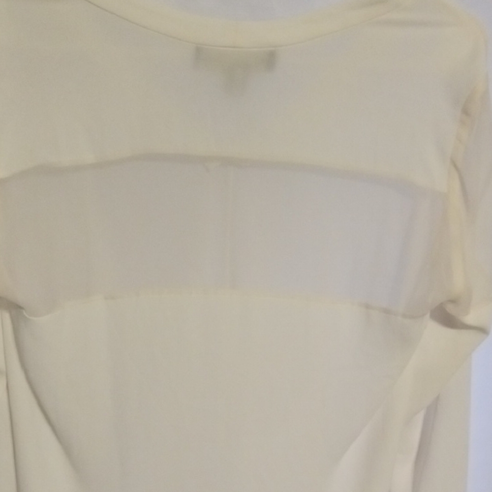 Elizabeth and James Flowing White   W/Cream Cream Sheer 1/4 Back Blouse - Picture 4 of 6